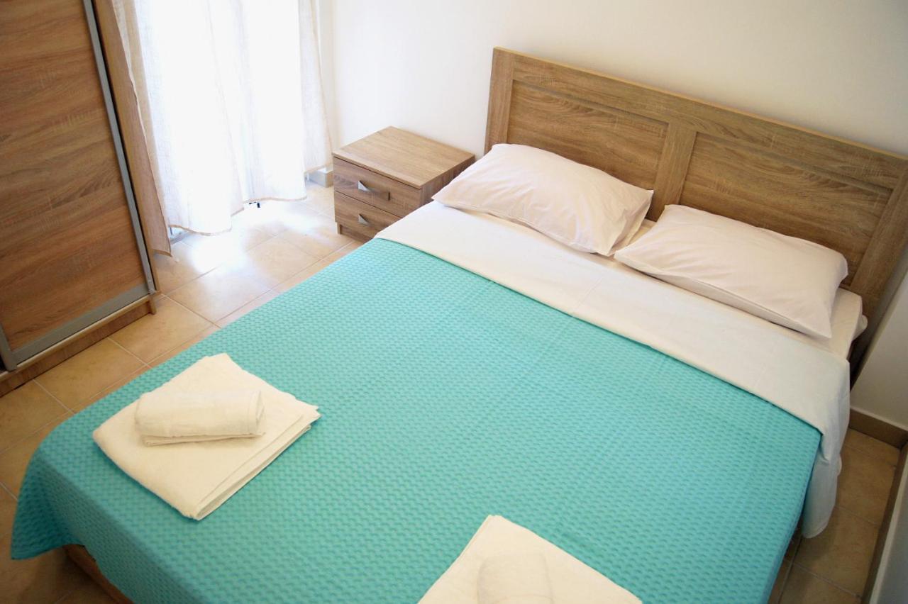 M&D Apartments Peraia  Luaran gambar
