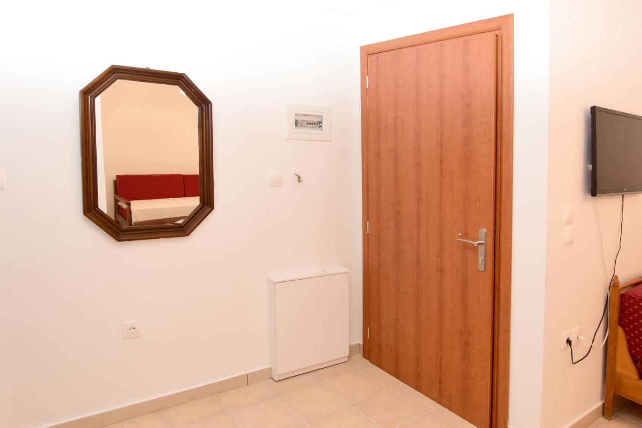 M&D Apartments Peraia  Luaran gambar