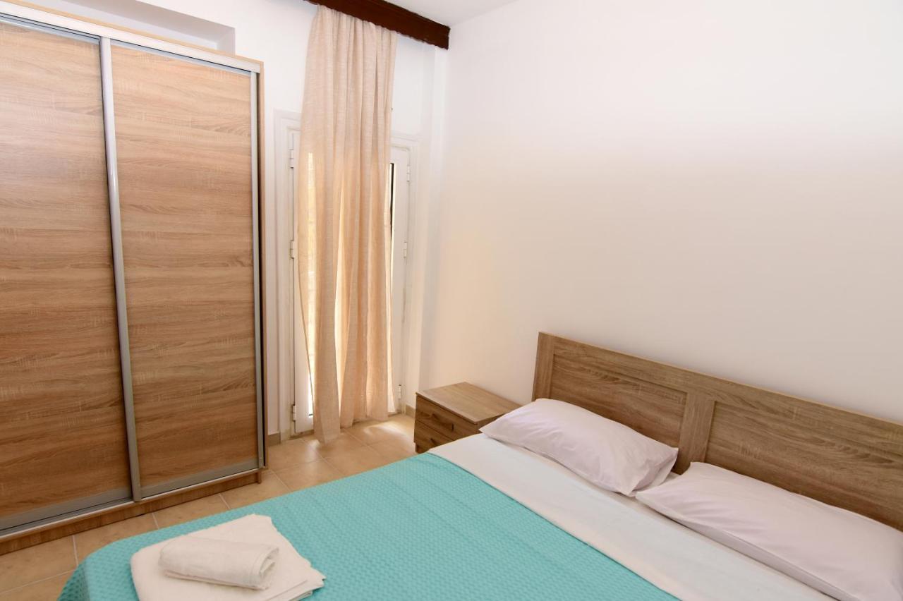 M&D Apartments Peraia  Luaran gambar